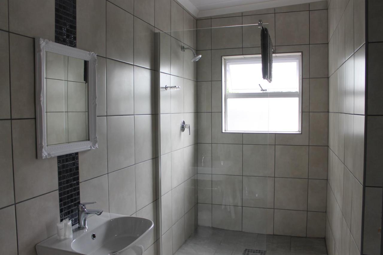 Berry Lane Guesthouse Kroonstad Buitenkant foto