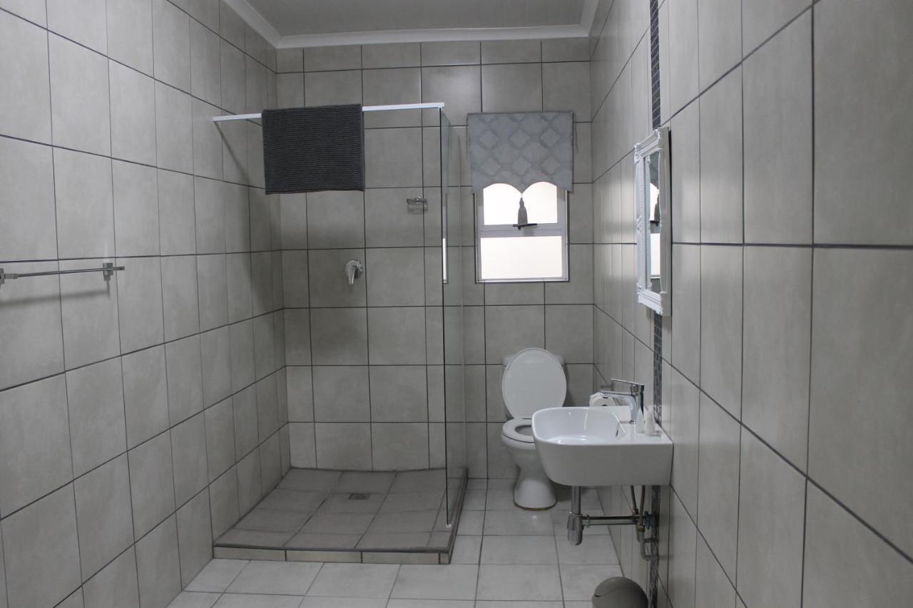 Berry Lane Guesthouse Kroonstad Buitenkant foto