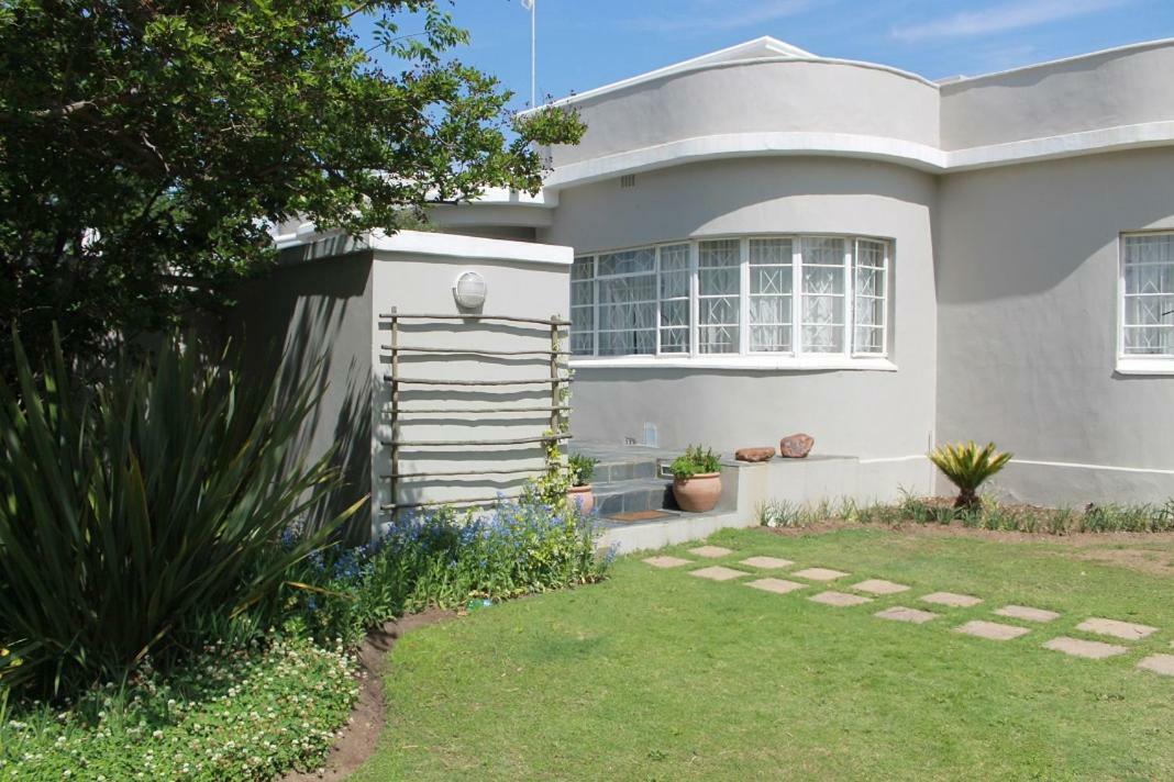 Berry Lane Guesthouse Kroonstad Buitenkant foto
