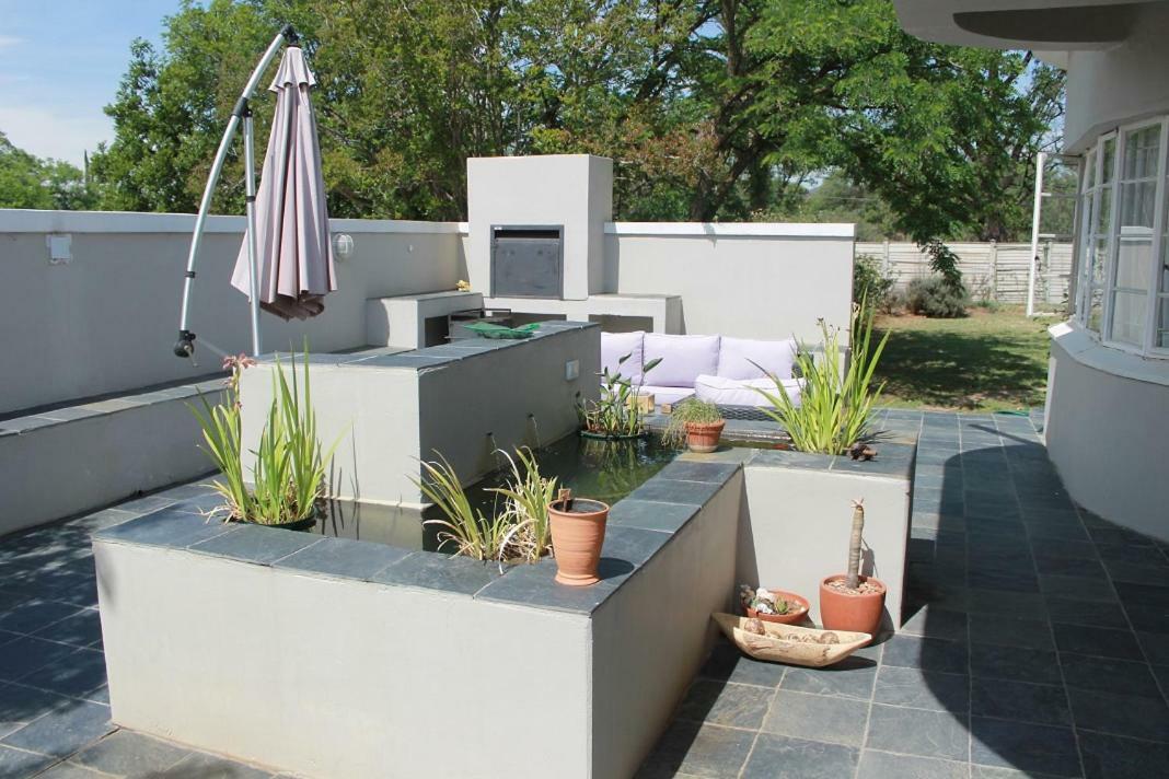 Berry Lane Guesthouse Kroonstad Buitenkant foto