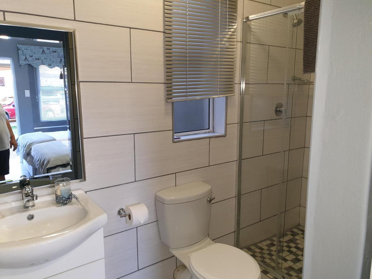 Berry Lane Guesthouse Kroonstad Buitenkant foto